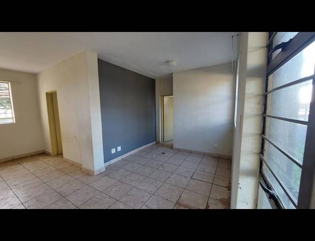 2 BEDROOM APARTMENT FOR SALE IN MADADENI D